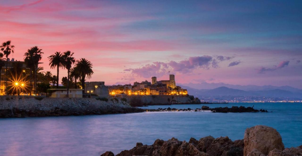 Amazing New Property In The Heart Of The Old Town Of Αντίμπ Εξωτερικό φωτογραφία