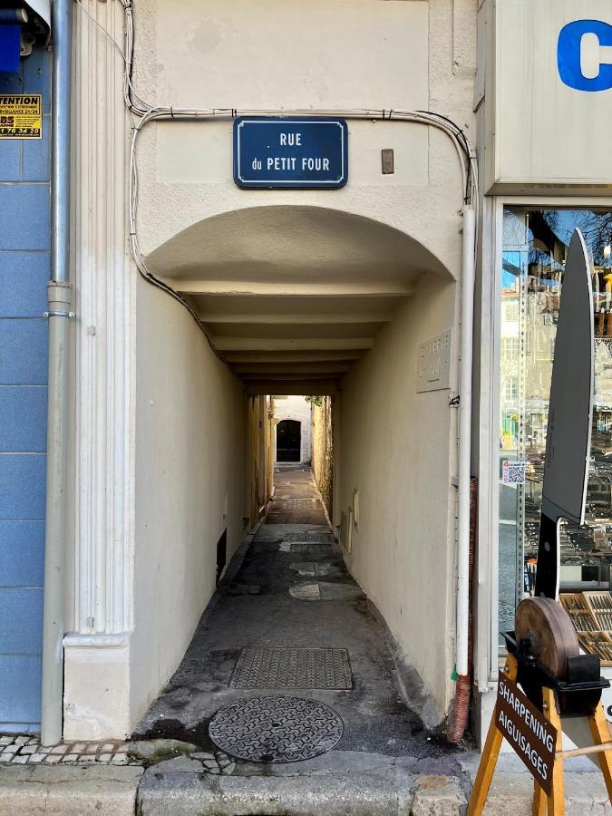 Amazing New Property In The Heart Of The Old Town Of Αντίμπ Εξωτερικό φωτογραφία